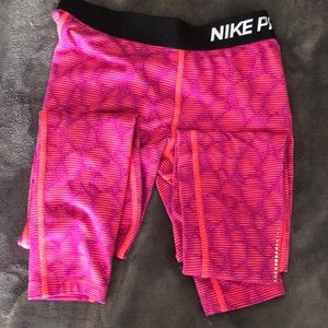 Nike leggings